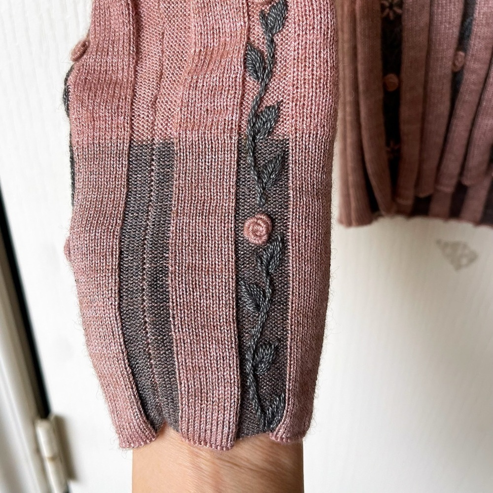 Qiviuk Ines Pullover Sweater Bison Merino Mulberry Silk Knit Pink Small EUC - Picture 3 of 11